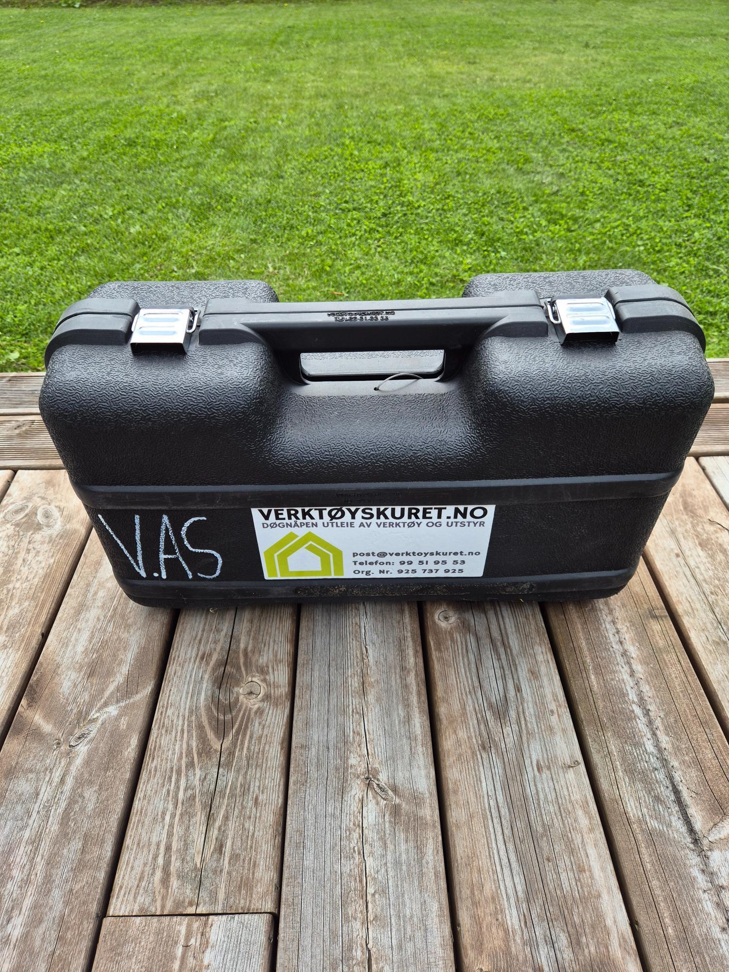 Leveres i koffert